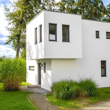 Dom wakacyjny Strandhaus Bernsteinsammler Sellin (Rugen)