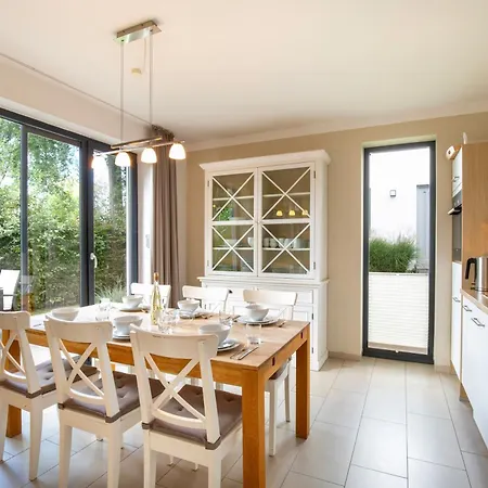 Strandhaus Bernsteinsammler Sellin (Rugen)